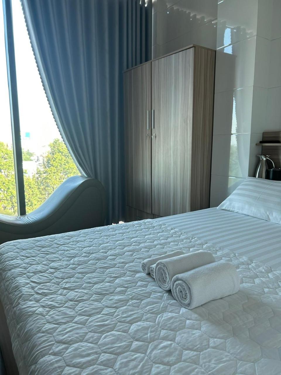 Trung An Hotel Hong Cam מראה חיצוני תמונה